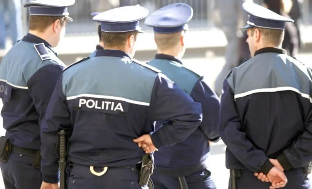 Peste 250 de apeluri la 112. Polițiștii au intervenit și au prins 24 de suspecți