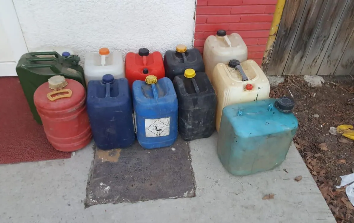 Agent de pază prins la furat de gazolină
