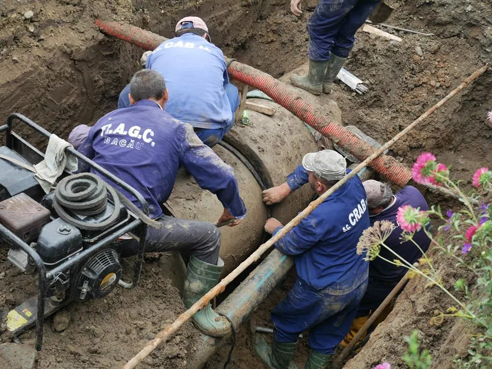 BREAKING NEWS: Oneștiul a rămas fără apă în această noapte. Avarii pe bandă rulantă la aducțiunea Dărmănești - Târgu Ocna - Onești