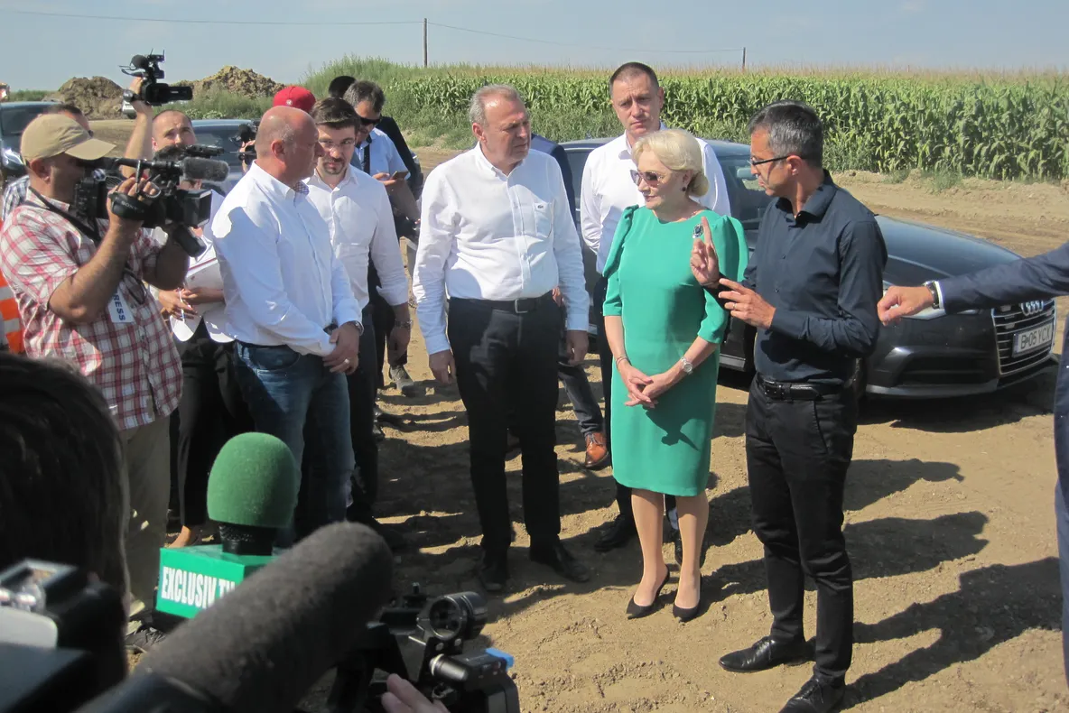 Premierul Dăncilă, în vizită pe șantierul Centurii Ocolitoare a Bacăului și la Spitalul Județean de Urgență. Aparatură nouă de aproape două milioane de euro