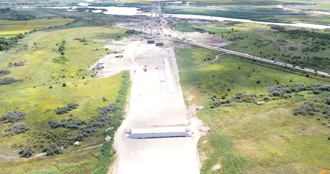 VIDEO: Imagini spectaculoase de pe șantierul centurii Bacăului, surprinse cu drona