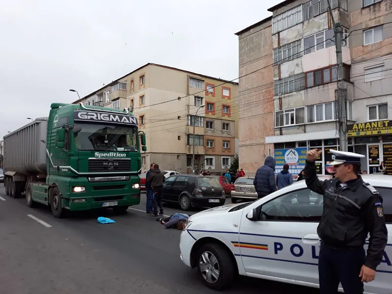 VIDEO: Accidentul de la Onești, surprins de o cameră de supraveghere. Imagini cu impact emoțional!