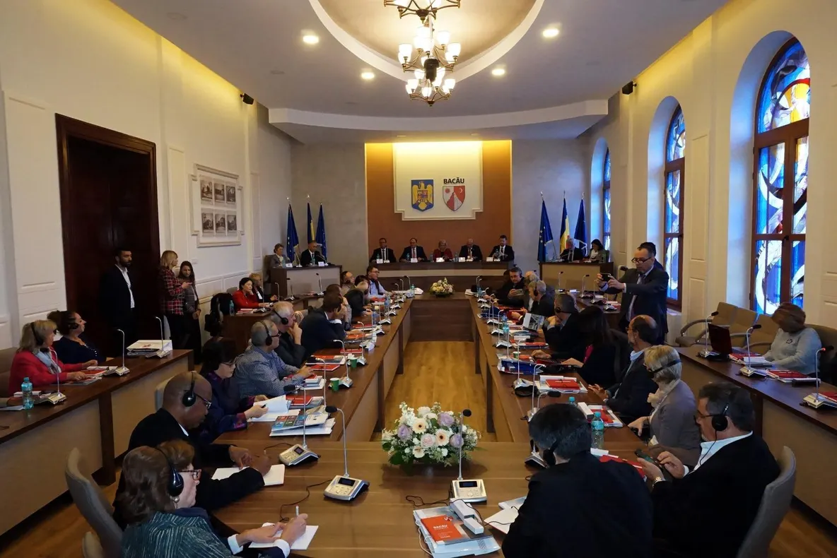 GALERIE FOTO: Înalți oficiali din 29 de state au venit în Bacău să ne promoveze județul în lume. Timp de două zile, oaspeții vor vizita obiective turistice și economice din județ