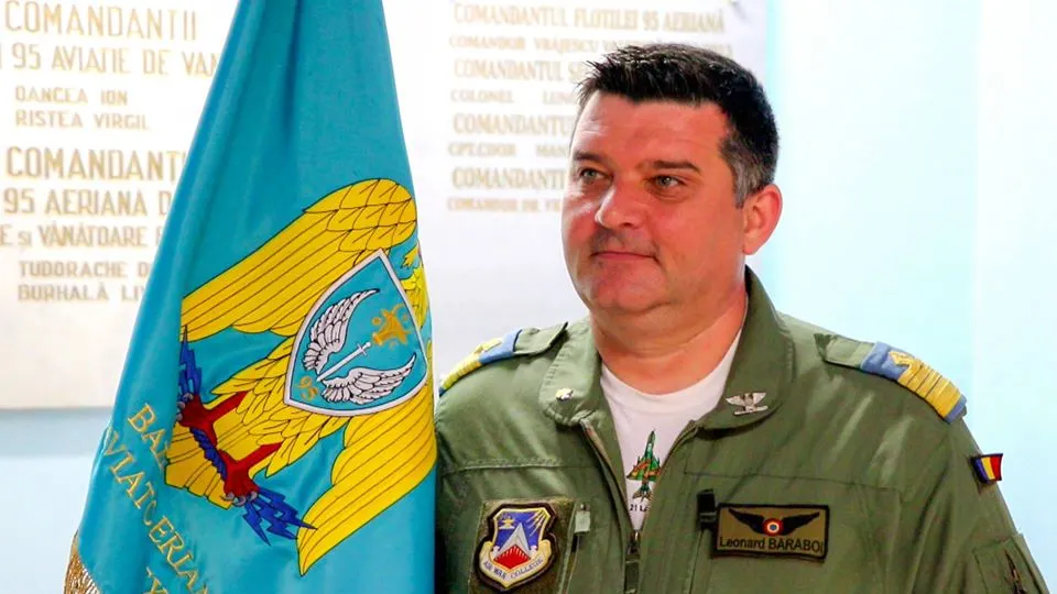 FOTO:Bacăul are un nou general de flotilă aeriană! Comandantul Bazei 95 Aeriană a fost avansat în grad de președintele Iohannis