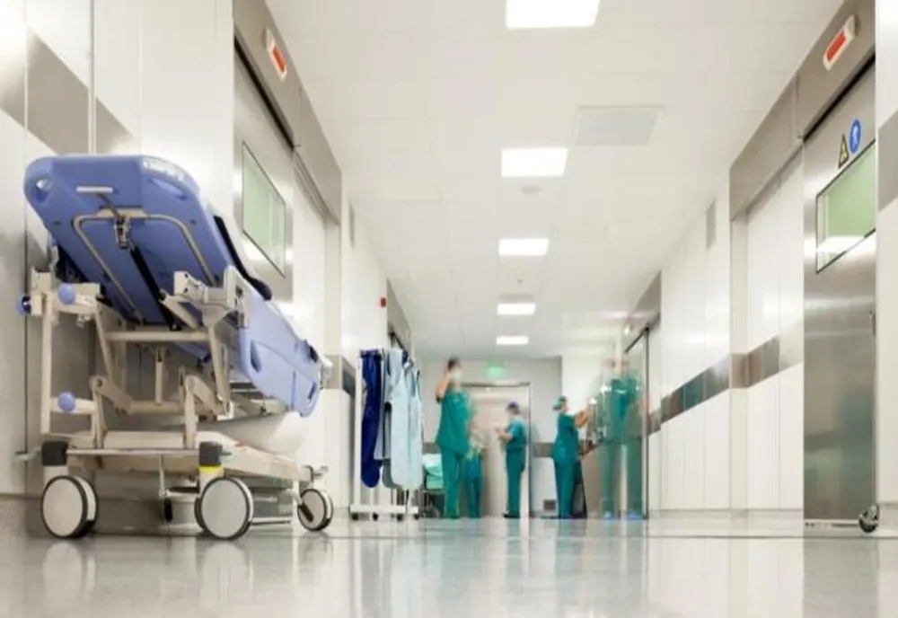 Studentă din Bacău, în comă de gradul 4, la Spitalul „Sf. Spiridon“. Este suspectă de meningoencefalită