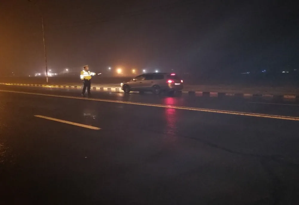 Peste 150 de evenimente la care au intervenit polițiștii din Bacău în Noaptea de Crăciun