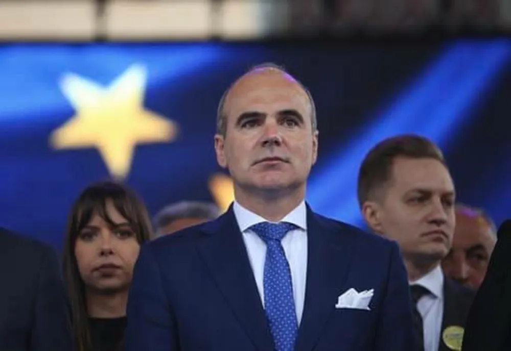 Rareș Bogdan: ”Nu se pune problema ca PNL să cedeze poziția de premier”