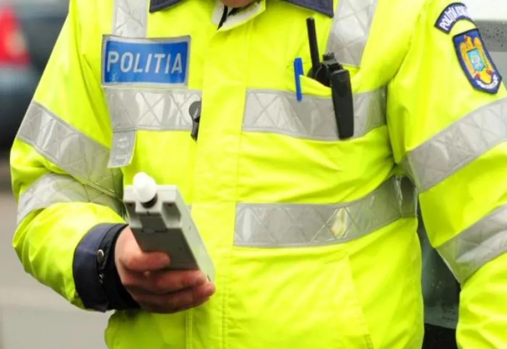 Aproape de „lumea viselor” la volan! Ce alcoolemie avea un bărbat oprit de polițiști