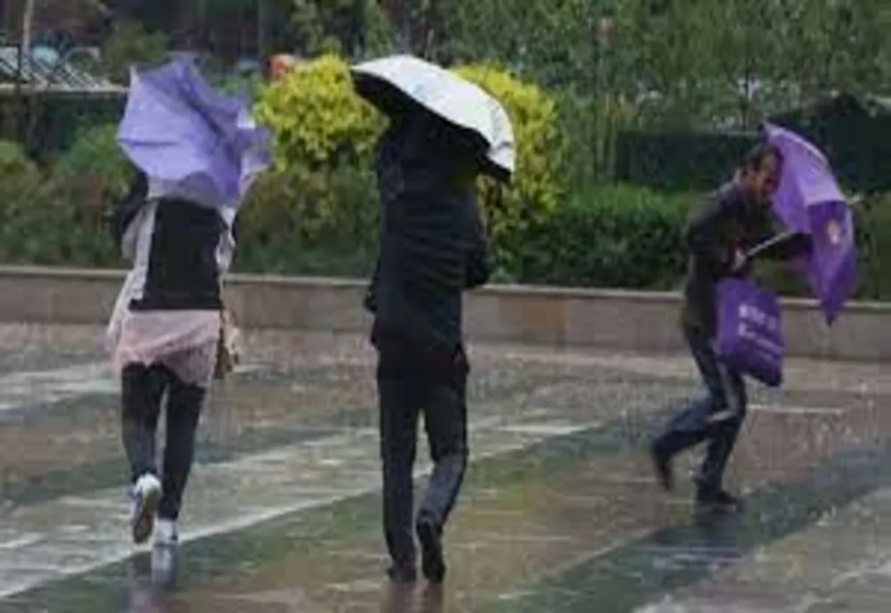 Vremea 17 aprilie - Temperaturi scăzute de Florii, ploi și vânt în aproape toată țara