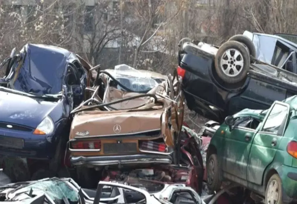Începe noul program "Rabla" și "Rabla Plus" - Care sunt noutățile pentru cei care vor să-și cumpere mașini