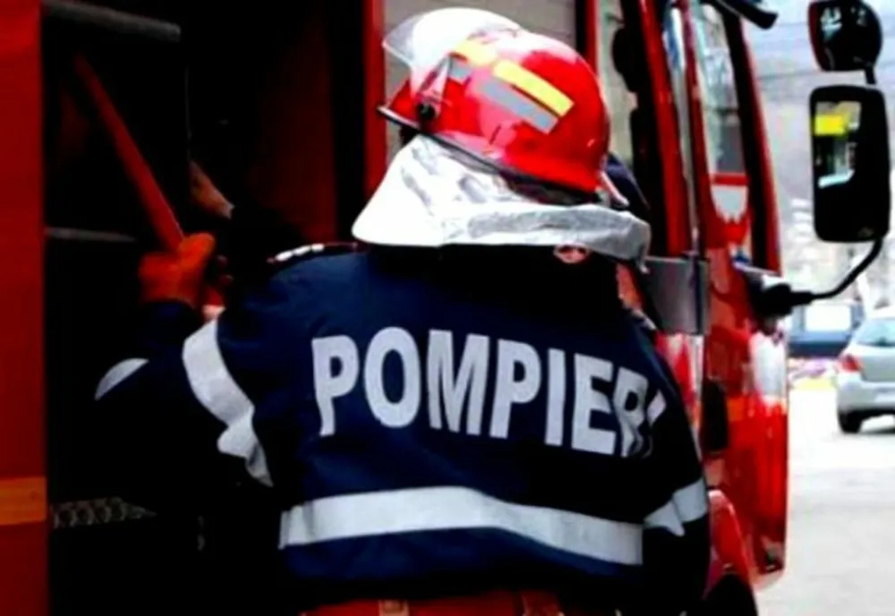 Misiune dificilă a pompierilor băcăuani