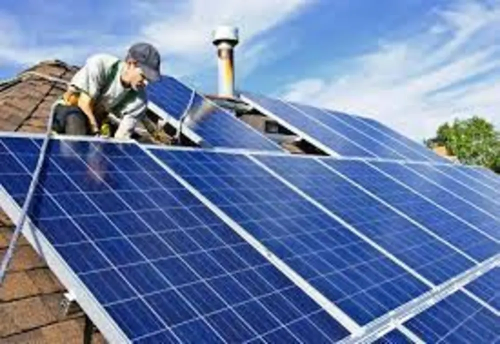 Peste 900 de noi dosare acceptate pe programele Casa Verde Fotovoltaice, Rabla Plus și „Curățăm România"
