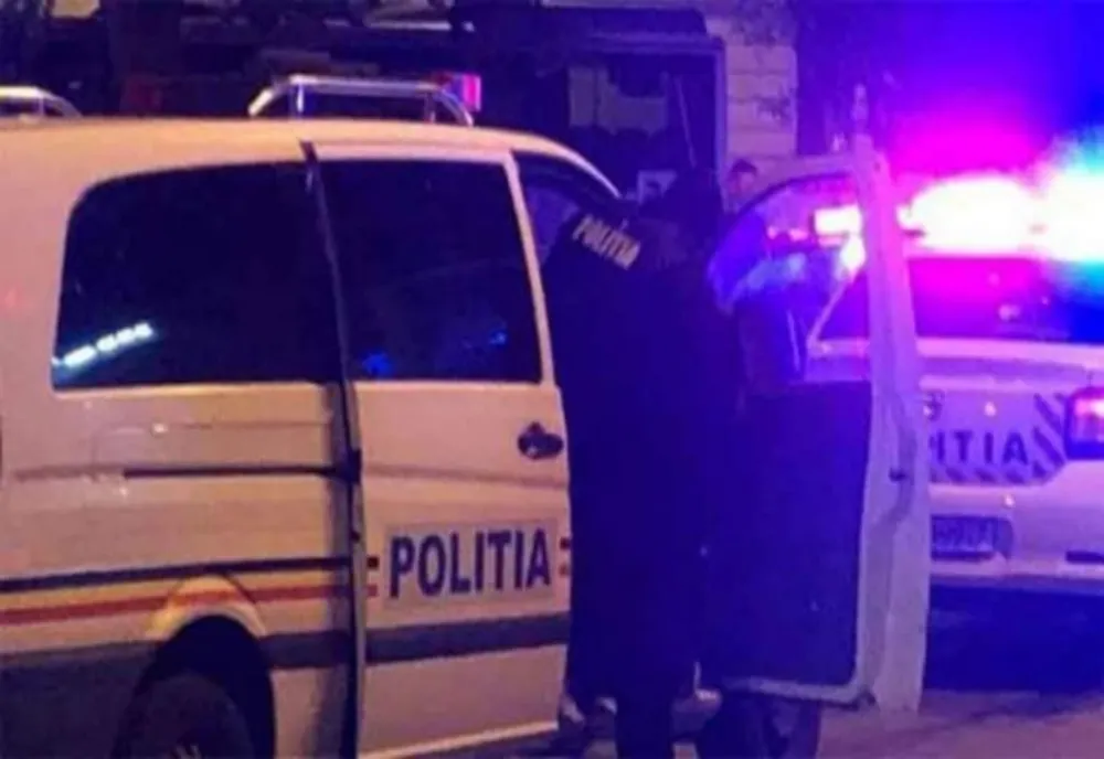 Bătaie pe terasa unui bar din Gura Văii. Un bărbat a ajuns la spital, altul în arest