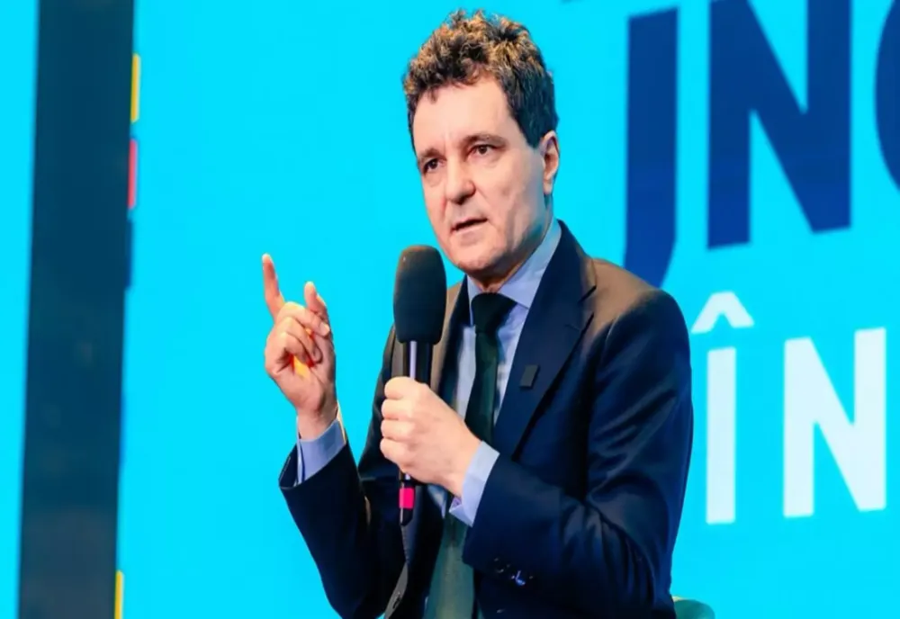 NICUȘOR DAN: TREBUIE SĂ RECÂȘTIGĂM ÎNCREDEREA ROMÂNILOR