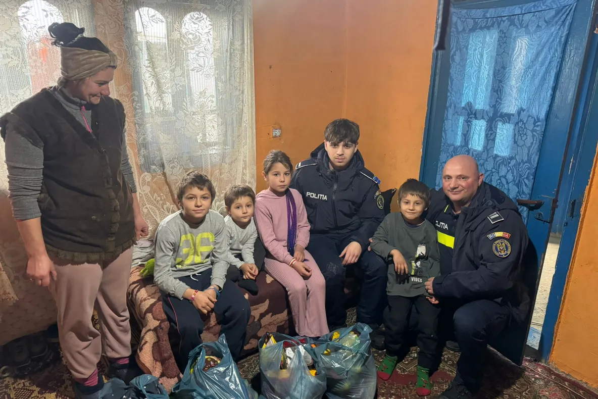 Polițiștii din Podu Turcului, gest de solidaritate pentru familiile aflate în dificultate