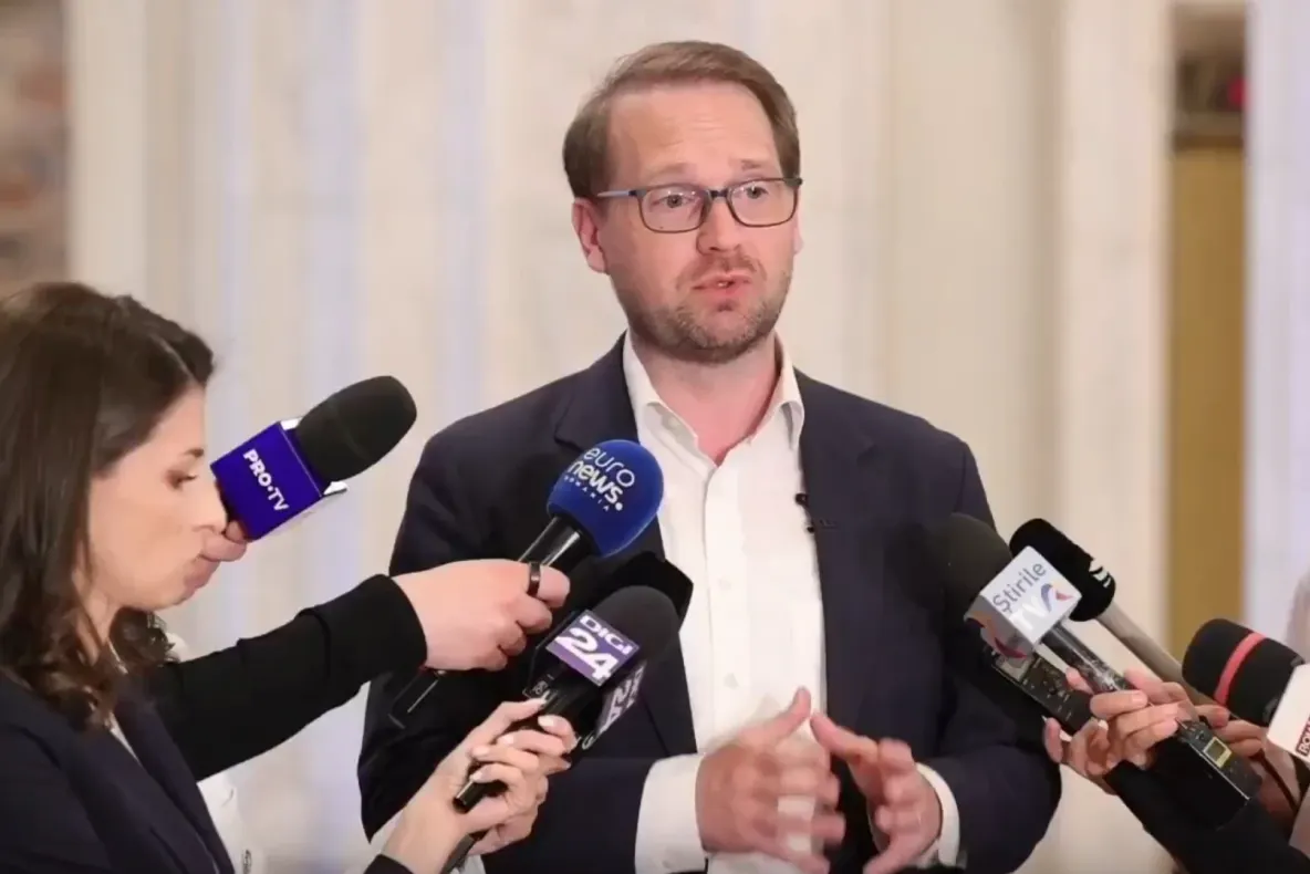 PSD cere suspendarea lui Dominic Fritz din USR: „Să aplice propriile standarde de integritate”