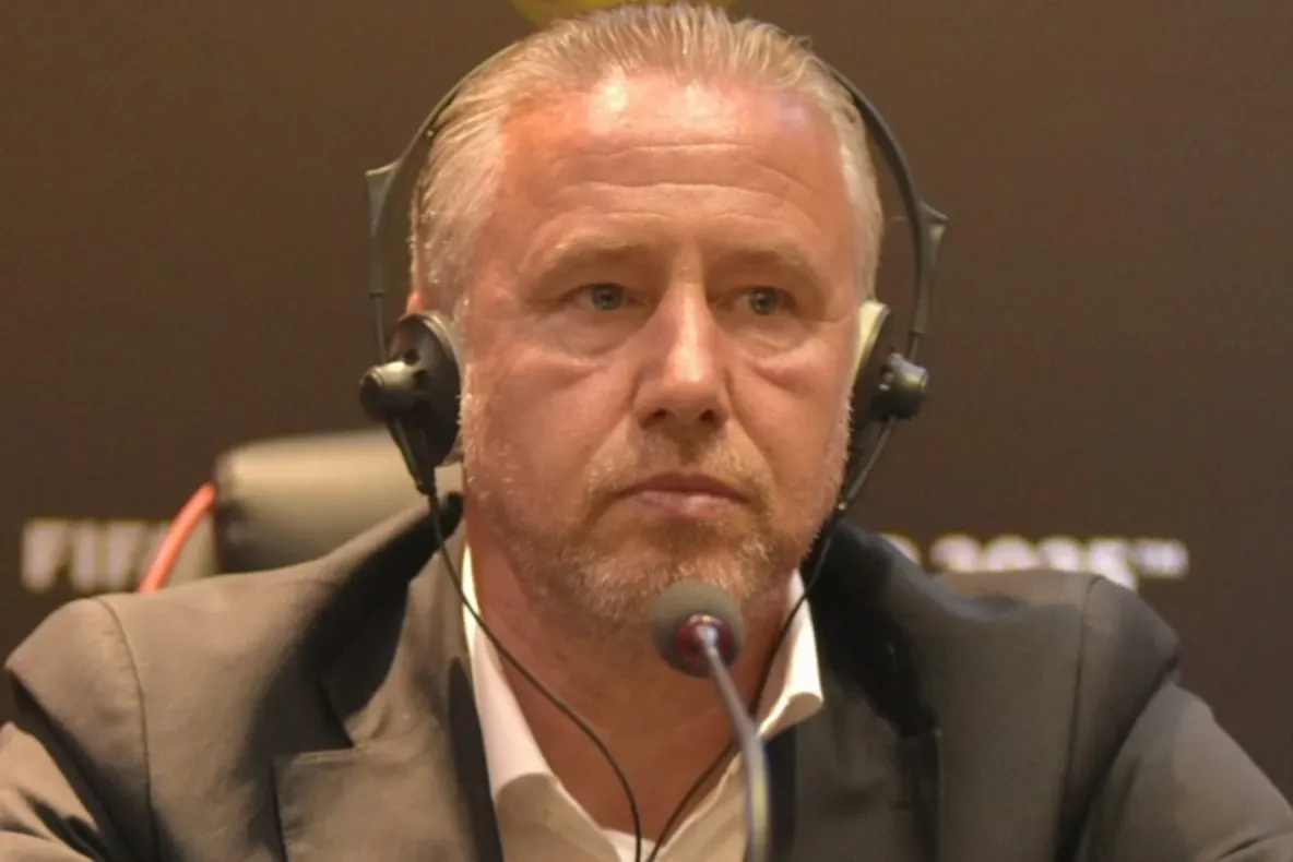 Reghecampf, veste-șoc din Tunisia pentru FCSB