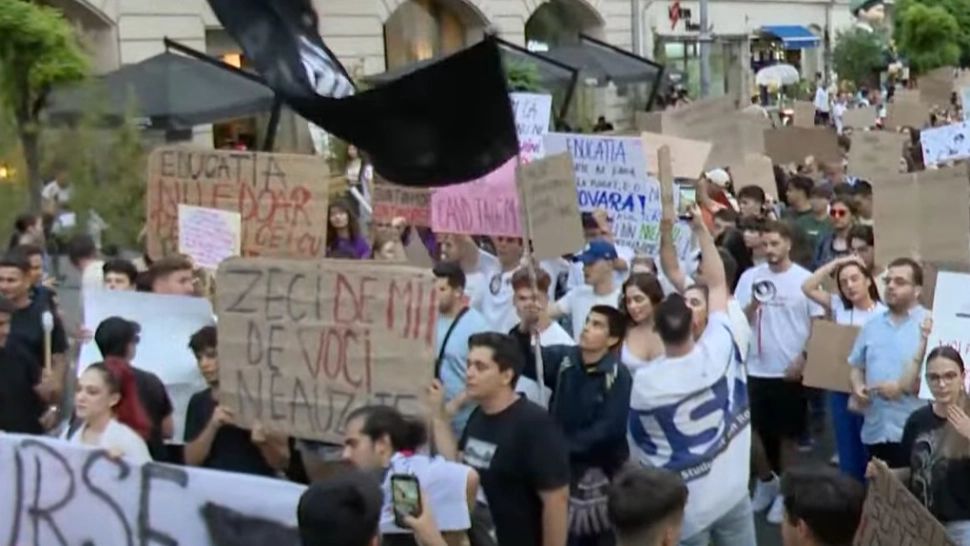 Studenţii pregătesc un protest în Piaţa Victoriei. Acțiunea va avea loc sâmbătă, 14 martie