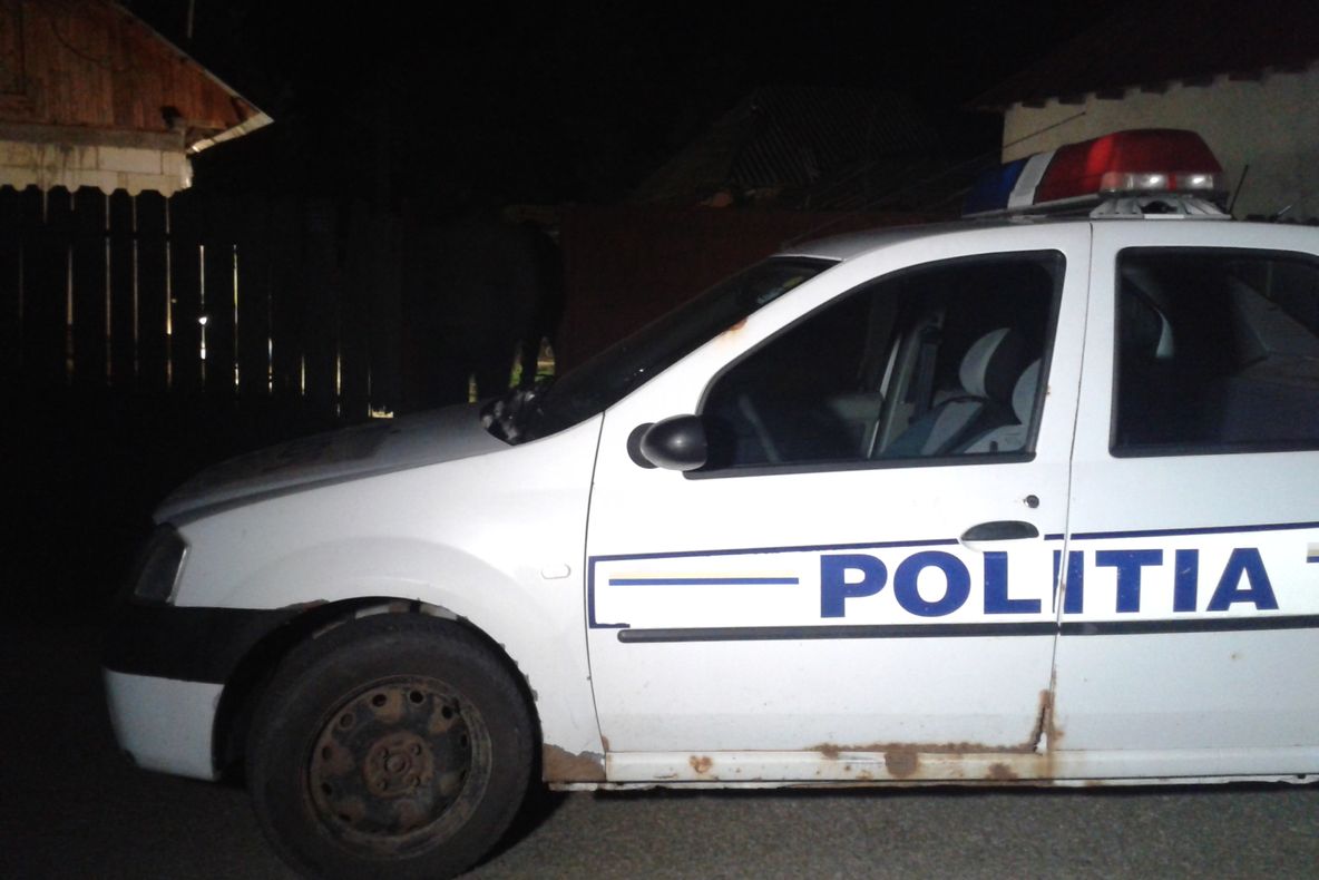 A furat ulei dintr-un Peco, dar a fost prins de un polițist aflat în timpul liber