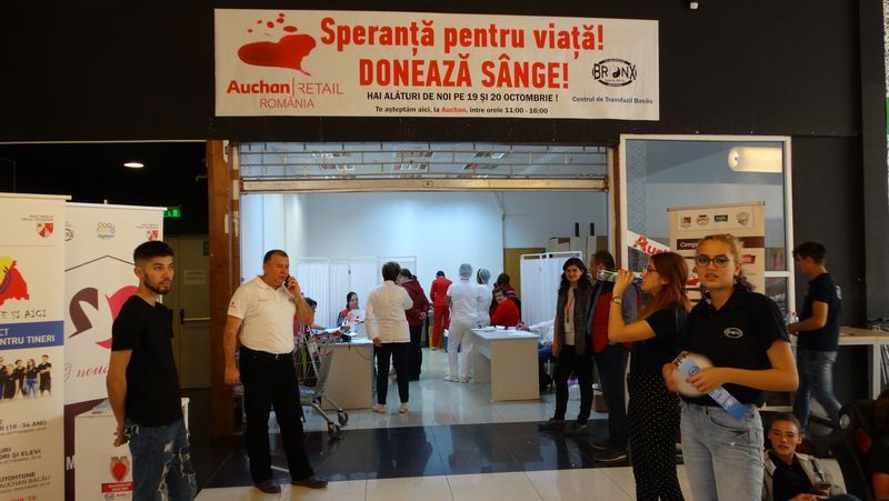 De Ziua Îndrăgostiților, un gest de iubire: donarea de sânge