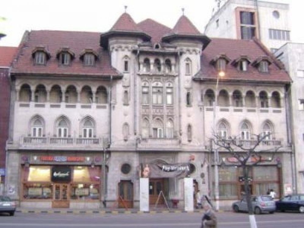 Teatrul Bacovia, în era digitală. Biletele pentru spectacole pot fi cumpărate acum și online