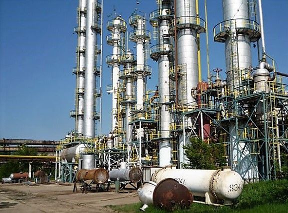 Carom se vinde la sfert de preț. Astăzi are loc licitația