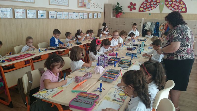 Bătaie pe înscrierea la clasa pregătitoare! Bacăul, în top