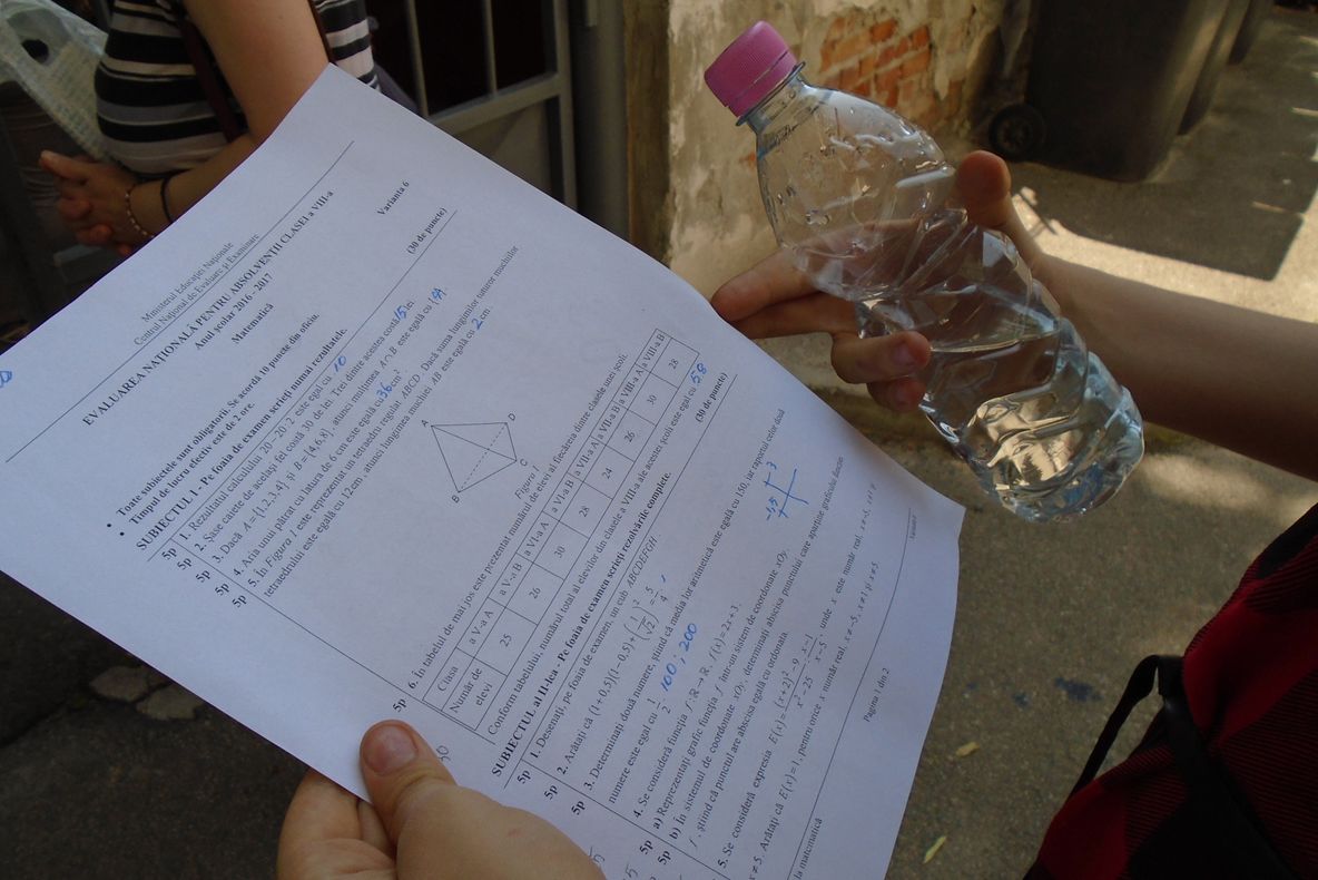 Scandal în învățământ.La Evaluarea Națională elevii au primit subiectele de anul trecut