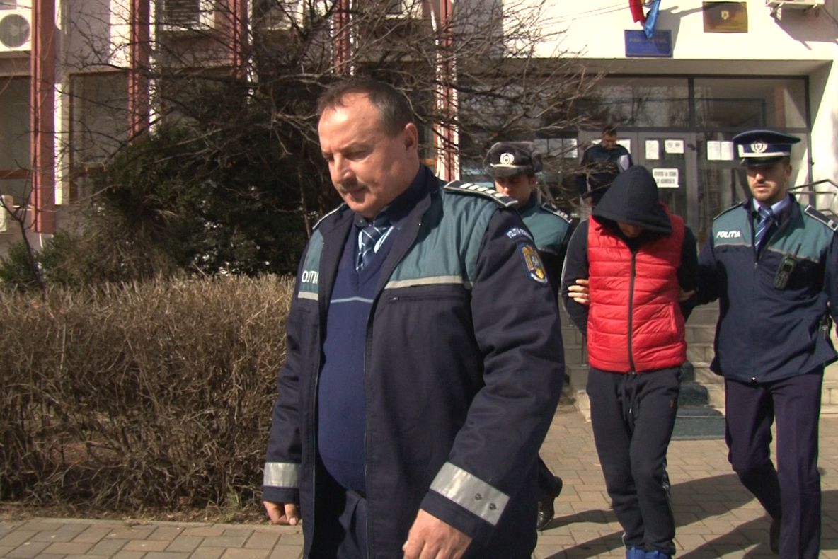 Peste 200 de locuințe sparte anul acesta în Bacău! Ce să faci să nu-ți calce hoții pragul