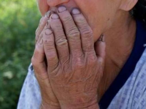 La 92 de ani, lăsată fără 8.500 de lei de către nepotul ei