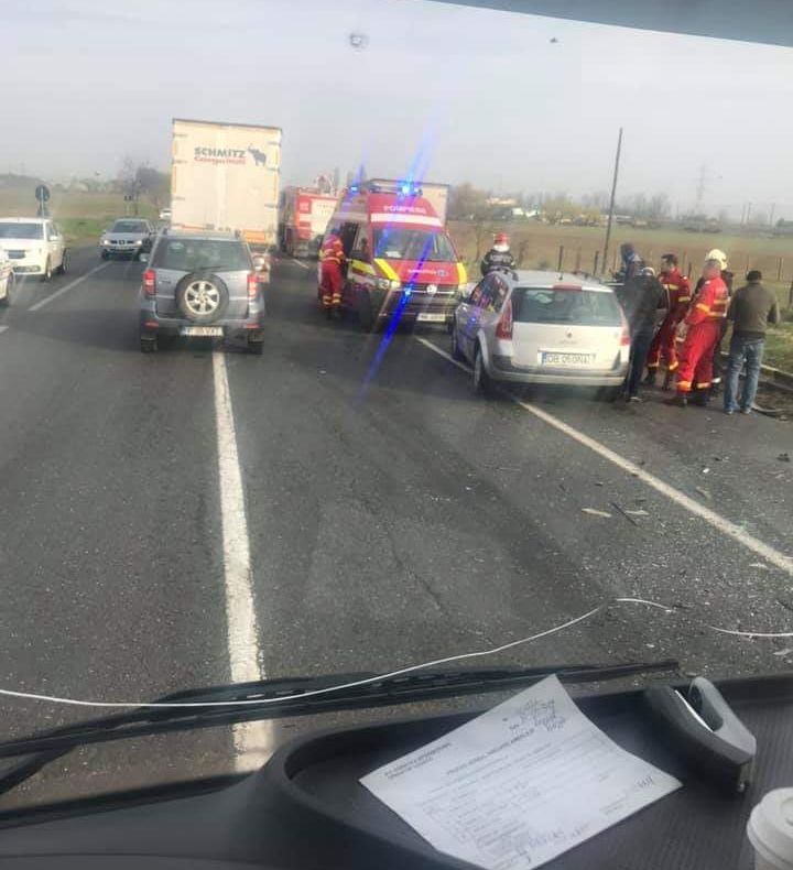 VIDEO: Doi răniți în urma unui accident produs pe DN2 E85, la Orbeni