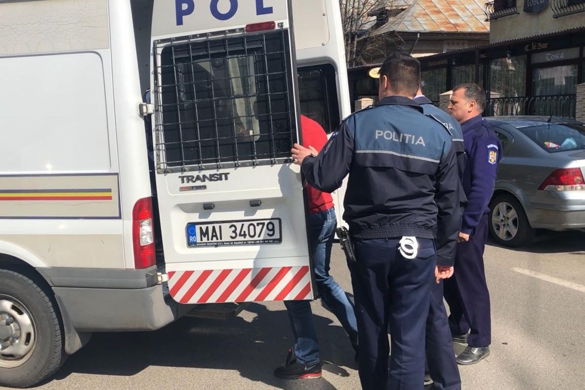 Cei trei inculpați în Dosarul“Minore și droguri pentru polițiști” rămân în arest