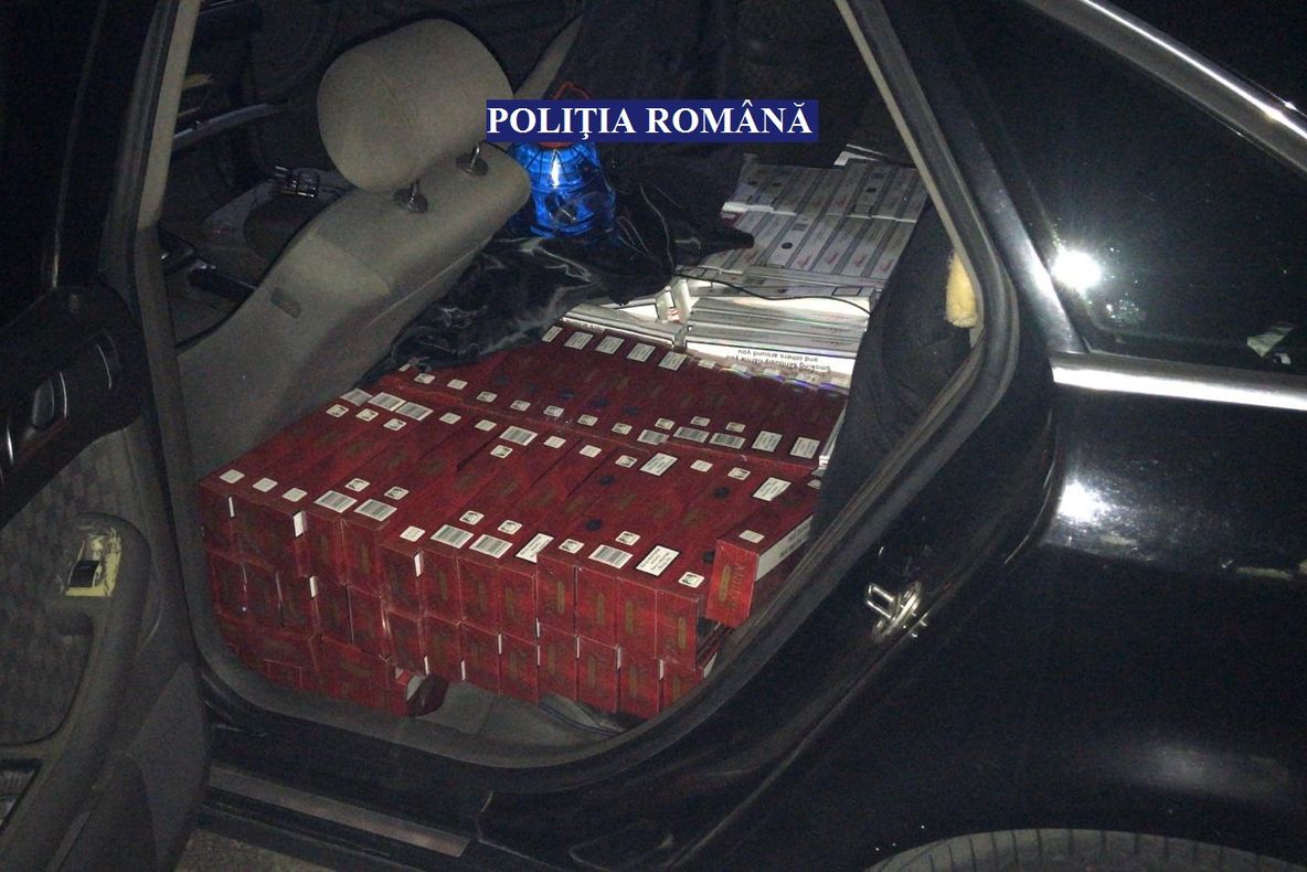 Bărbat din Teleorman, reținut la Bacău pentru contrabandă de țigări. El avea în mașină mii de pachete de țigări