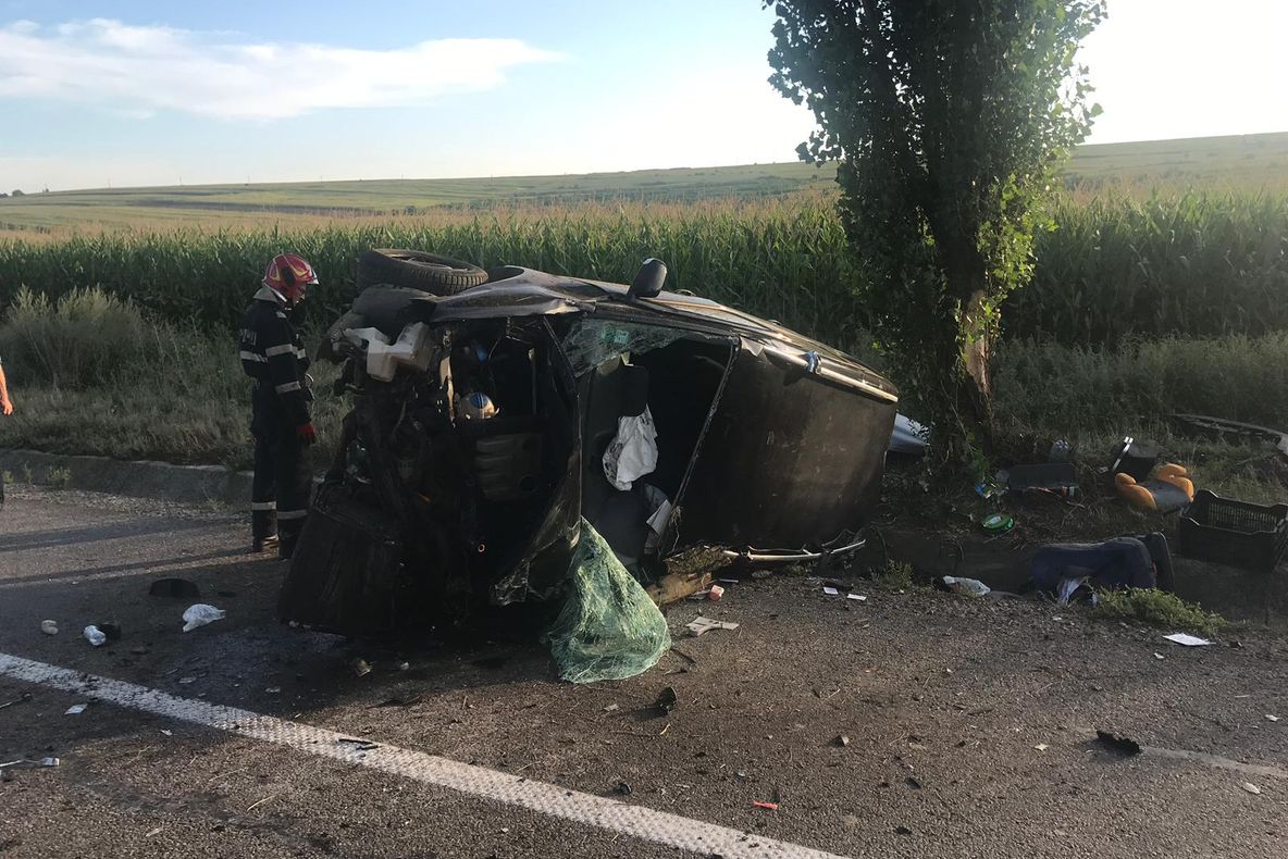 VIDEO:ȘOCANT/A MURIT NEVINOVAT! Încă un mort în accidentul de la Cleja. ASTĂZI, PREOTUL DIN BACĂU AR FI ÎMPLINIT 35 de ANI. Era tatăl a patru copii