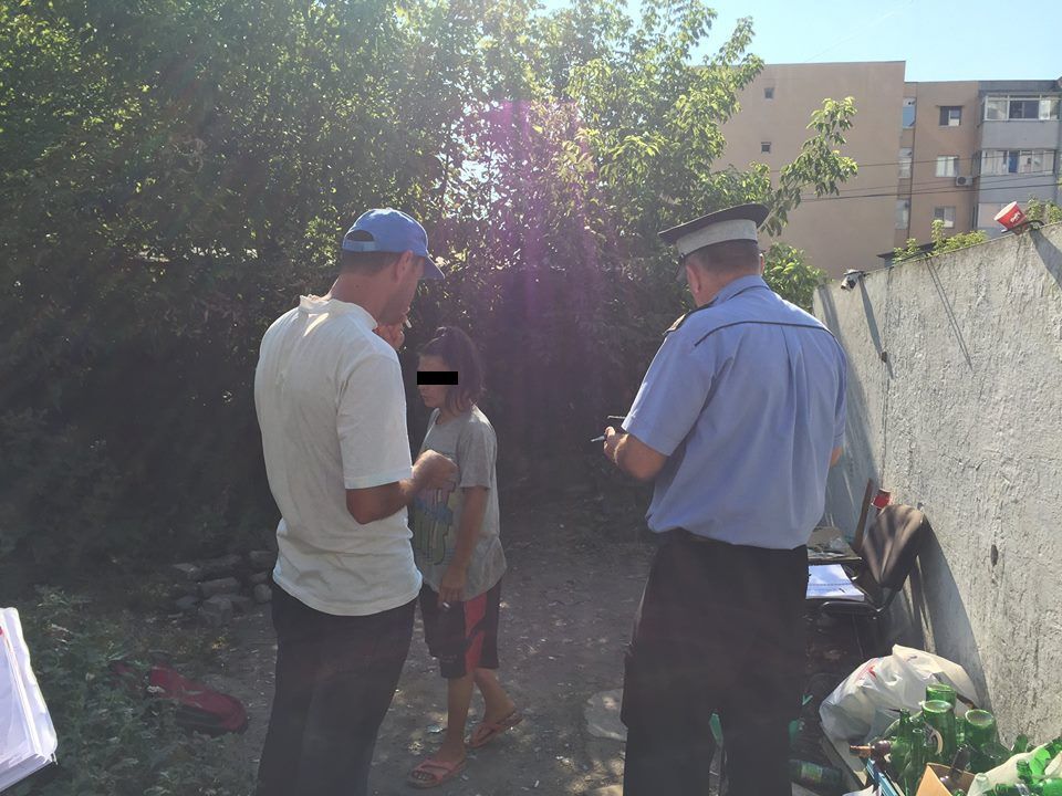 Polițiștii locali au făcut recensământul boschetarilor și cerșetorilor din Bacău. Le vine rândul cam de patru ori pe lună