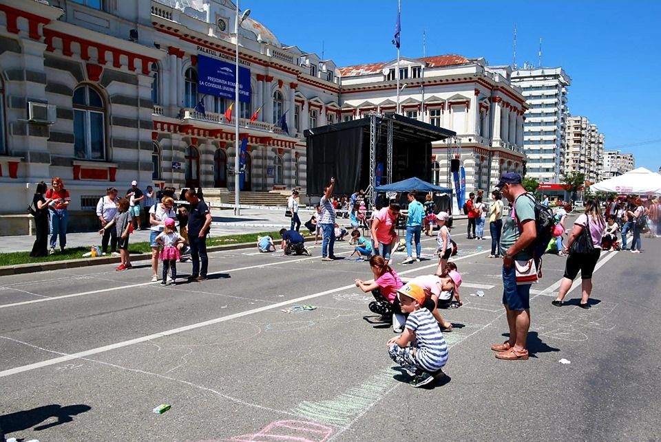 FOTO:Băcăuanii spun DA pentru închiderea centrului Bacăului în weekend-uri pe o perioadă mai lungă. „Mai multe weekend-uri fără mașini în centru”- sondaj al primarului Cosmin Necula