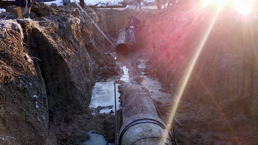 ULTIMA ORĂ: Autoritățile din Onești cer suspendarea cursurilor școlare, din cauza crizei apei