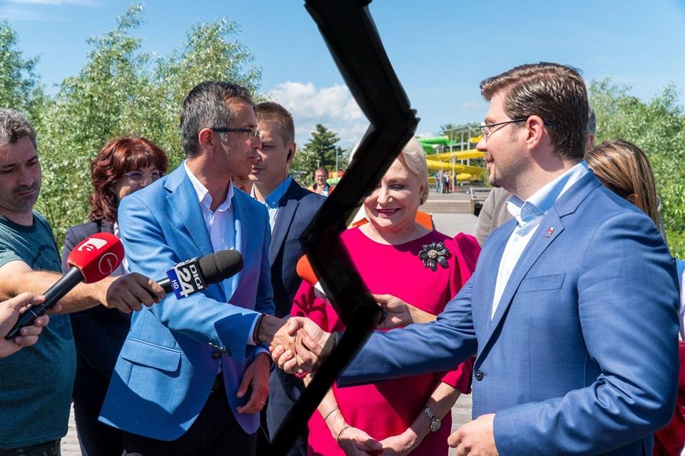 Singur împotriva tuturor. Cosmin Necula a rămas fără sprijinul PSD. Atac dur al primarului la adresa lui Dragoş Benea