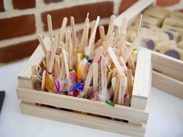 100 de noi locuri de muncă la Onești. Investiție de 8 milioane de euro într-o  fabrică de beţe din lemn pentru cafea şi îngheţată