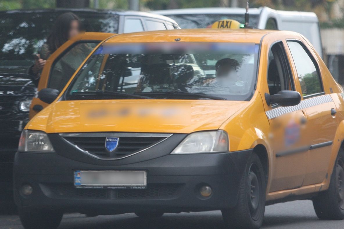 Se întâmplă și minuni. Un taximetrist băcăuan a dejucat planurile unui escroc care a reușit să păcălească o bătrână de 80 de ani prin metoda „Accidentul”