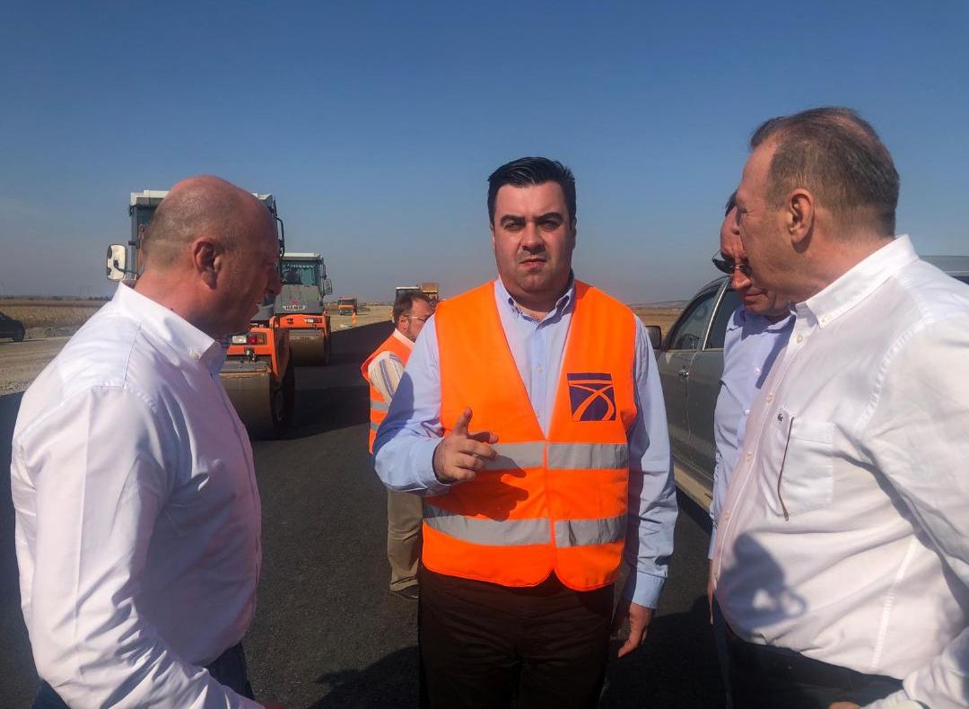 GALERIE FOTO:Ministrul Transporturilor, Răzvan Cuc:„Lucrările la Centura Bacăului sunt finalizate în proporție de 43 la sută”. La sfârșitul lunii se semnează contractul pentru Autostrada Bacău-Brașov