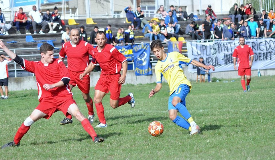 PREMIERĂ în Bacău. Meciul de fotbal de Liga a IV-a FCM 1950 Bacău-AS Filipești, transmis în direct în format fullHD