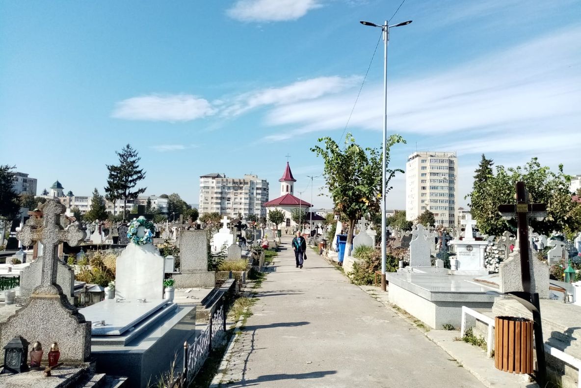 SSPM Bacău  a luat la numărat... mormintele din oraș