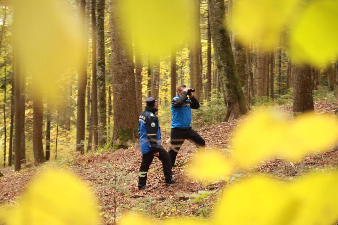 Descindere a jandarmilor montani printre turiștii din Slănic Moldova și Târgu Ocna