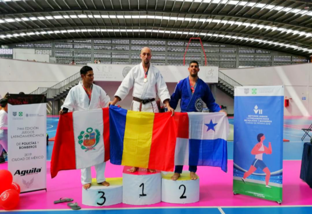 Un inspector de poliție penitenciară din  Târgu Ocna, medaliat cu aur la judo în Mexico City