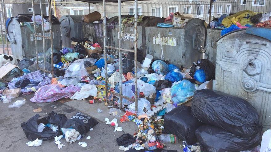 Asta mai lipsea: Începând de astăzi, SOMA nu mai ridică gunoiul din municipiul Bacău. Bacăul este singurul oraș din România care nu a semnat actul adițional cu o firmă de salubritate