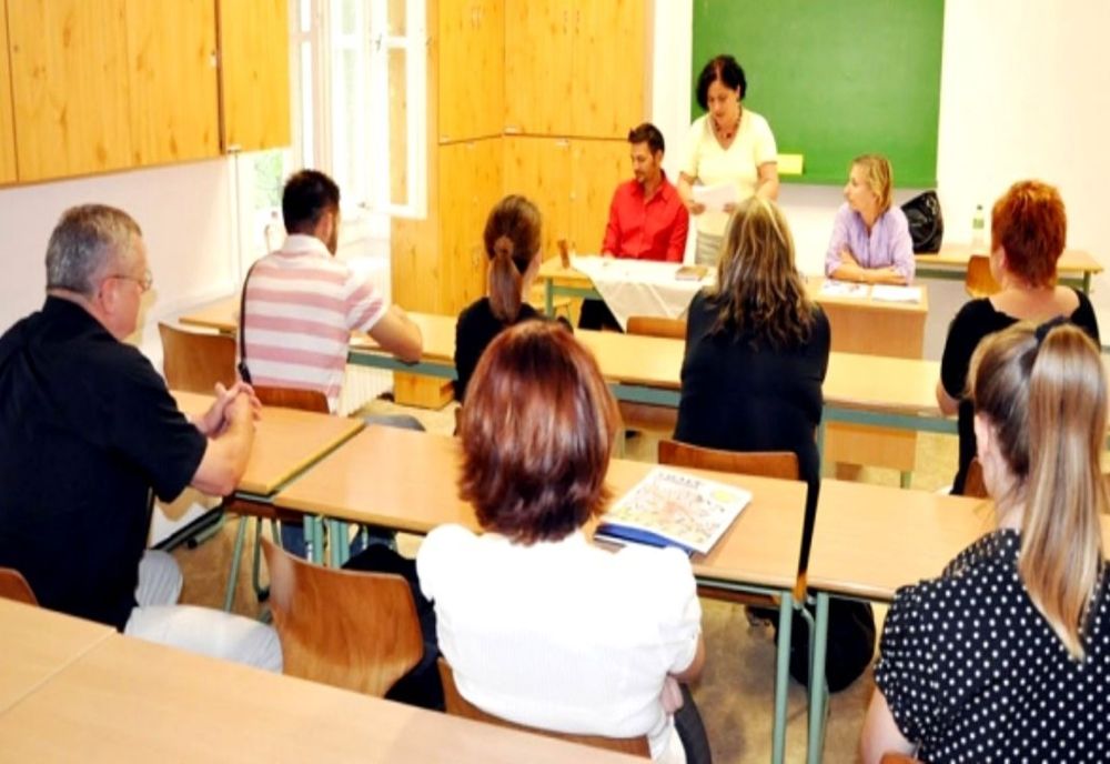 Încep înscrierile pentru examenul de titularizare. Proba scrisă, pe 29 iulie