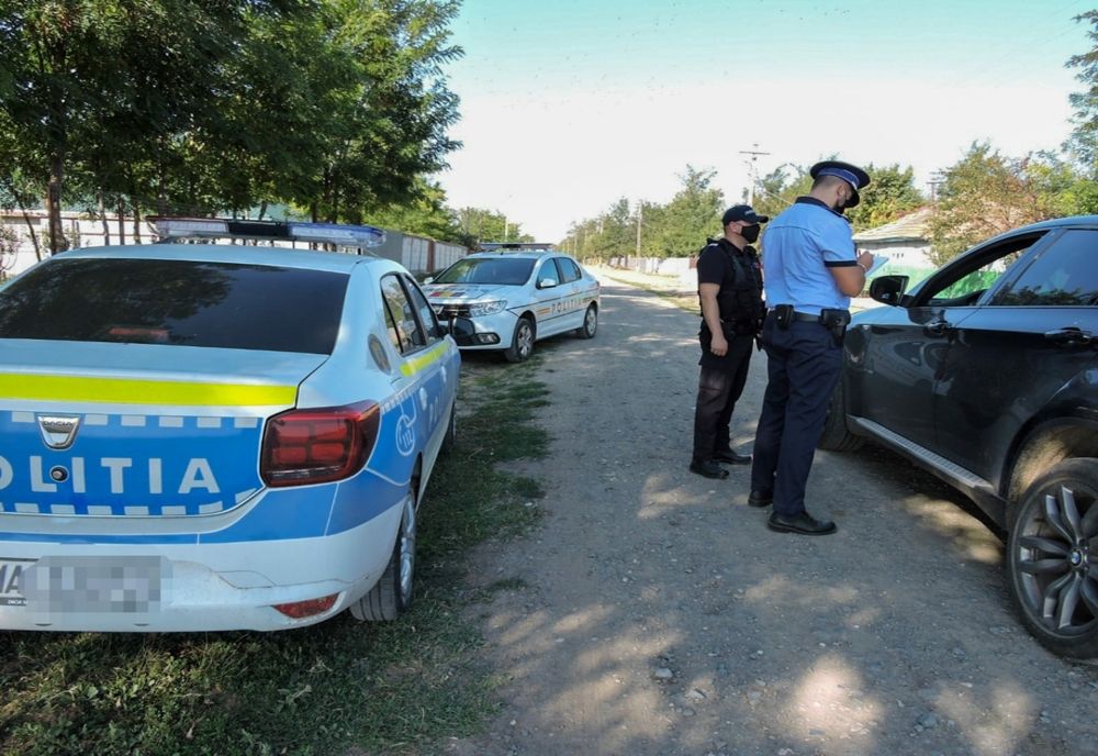 A furat porumb şi l-a transportat cu maşina, desi nu avea permis de conducere