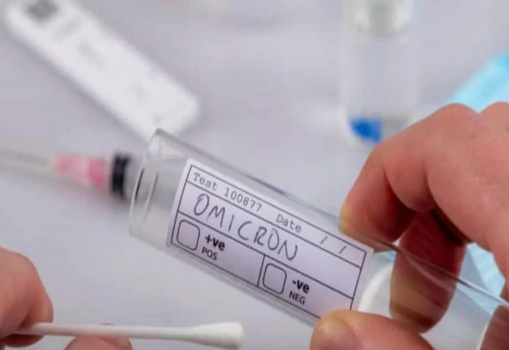 Epidemiolog român, anunț tulburător despre primele simptome după infectarea cu Omicron - apar după 24 de ore