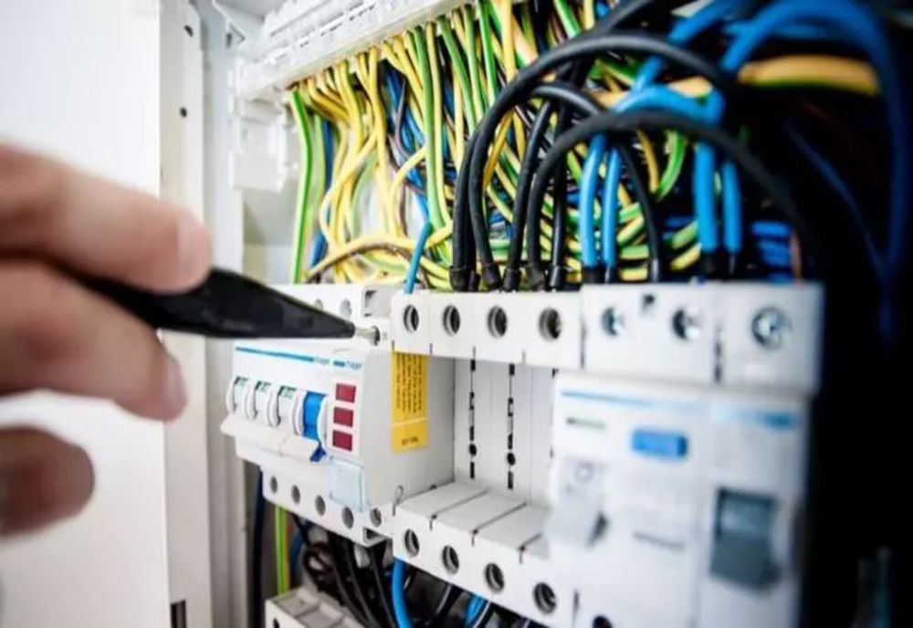  Alte 195.000 lei amenzi, aplicate furnizorior de energie de către ANPC, pentru facturi defectuoase, în întreaga țară